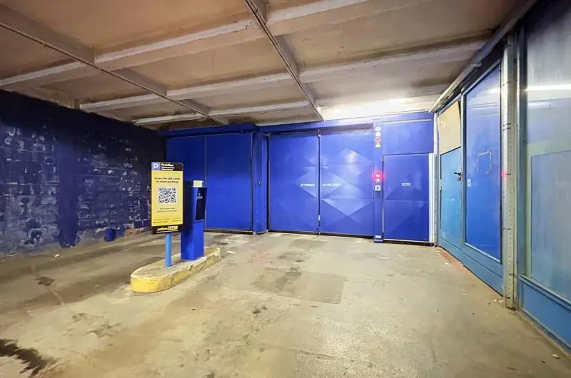 Garage-Cave