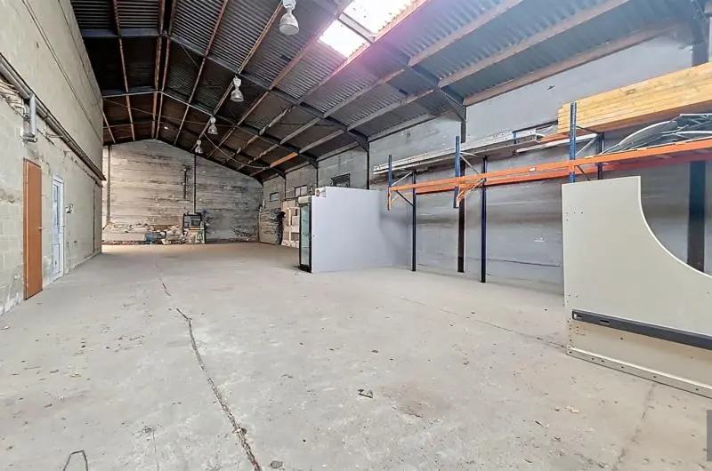 Commerce-Bureaux-Rapport