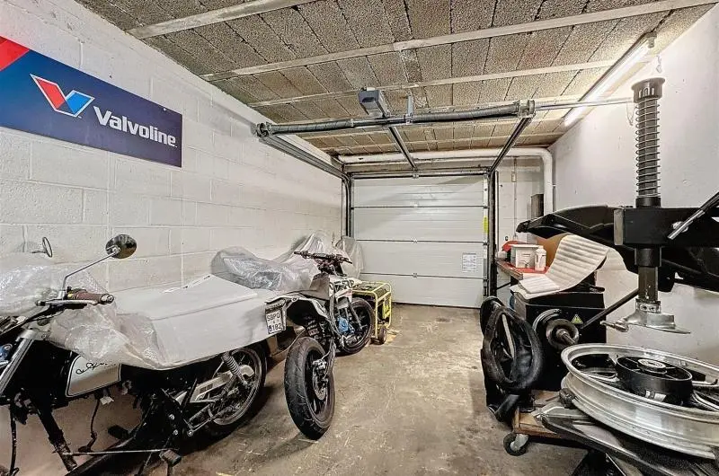 Commerce-Bureaux-Rapport