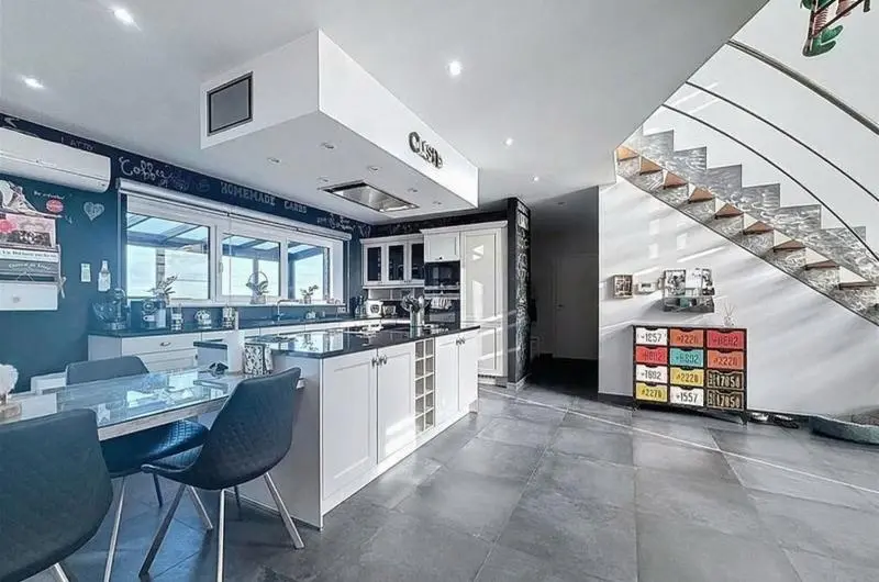 Maison